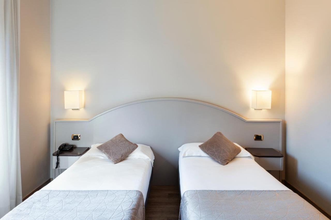 Mokinba Hotels Baviera Milán Exteriér fotografie