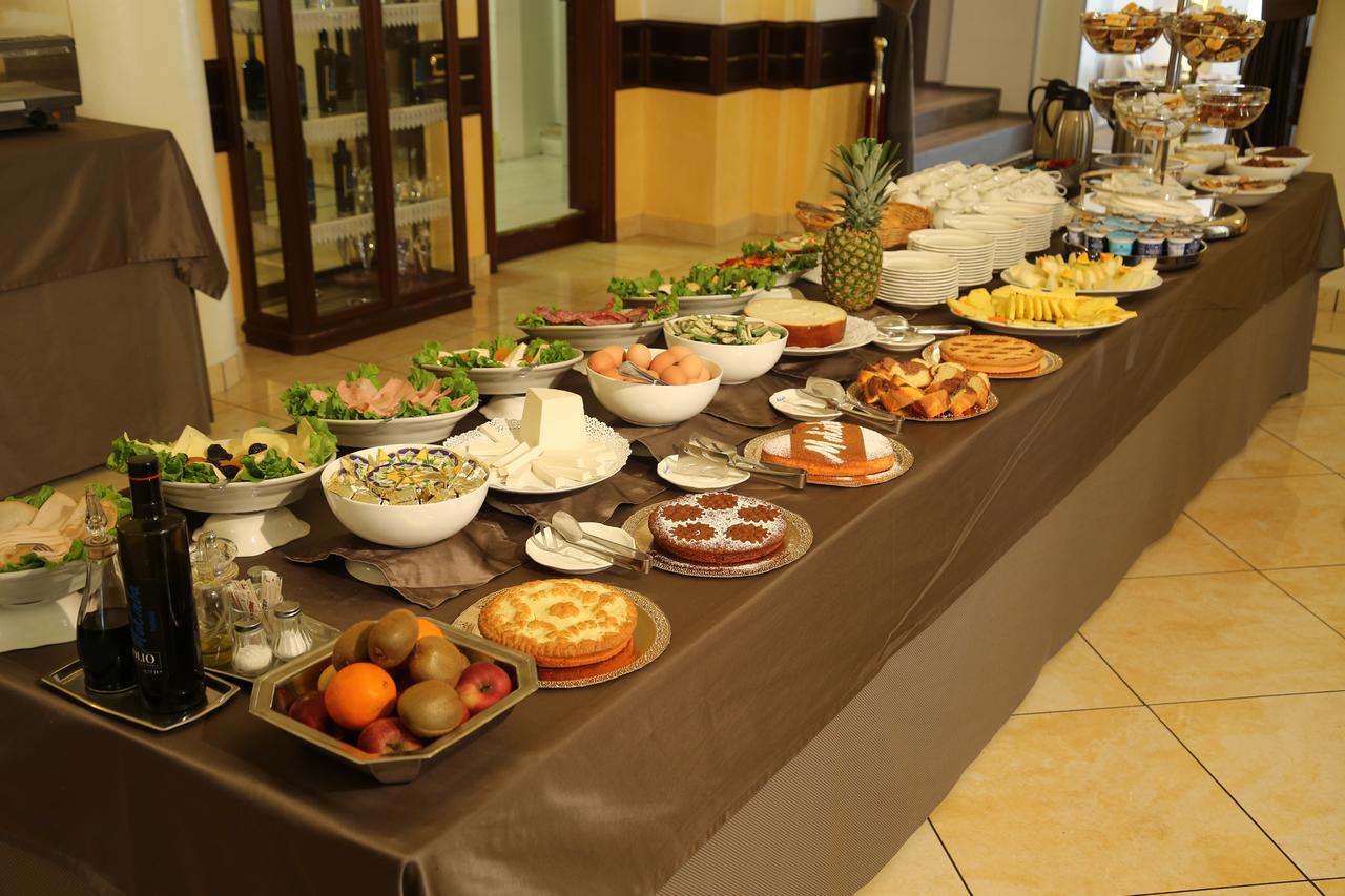 Mokinba Hotels Baviera Milán Exteriér fotografie